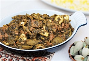 طرز تهیه خورش چغاله بادام مجلسی با گوشت