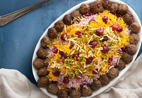 طرز تهیه آلبالو پلو با مربای آلبالو؛ یک غذای مجلسی و خوش‌رنگ