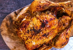 طرز تهیه مرغ شکم پر در توستر با و بدون جوجه گردان