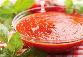 طرز تهیه سس گوجه فرنگی خانگی حرفه‌ای به سه روش