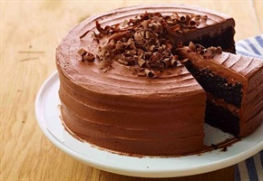 طرز تهیه کیک خیس شکلاتی بدون فر خوشمزه و آسان