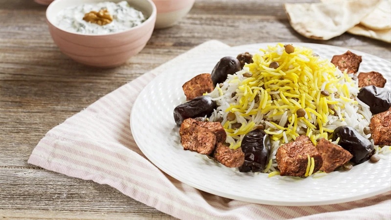 طرز تهیه عدس پلو با گوشت تکه ای خوشمزه مرحله به مرحله