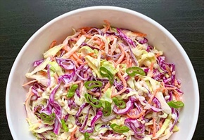 طرز تهیه سالاد کلم کلاسیک خوشمزه و فوری به روش رستورانی