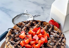 طرز تهیه وافل خانگی خوشمزه و کافی شاپی بدون دستگاه در ماهیتابه