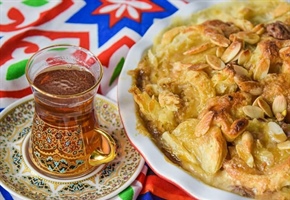 طرز تهیه دسر عربی ام علی به ۲ روش با تمام فوت و فن ها