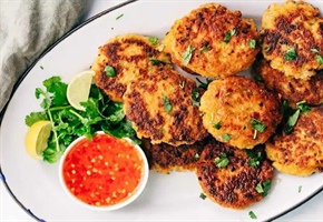 طرز تهیه کتلت میگو خوش‌عطر و خوشمزه