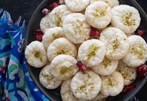 طرز تهیه شیرینی نارگیلی با پیمانه لیوان فرانسوی مثل قنادی + نکات مهم