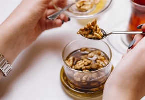 طرز تهیه مربا گردو مقوی، سالم و خوشمزه با روشی ساده