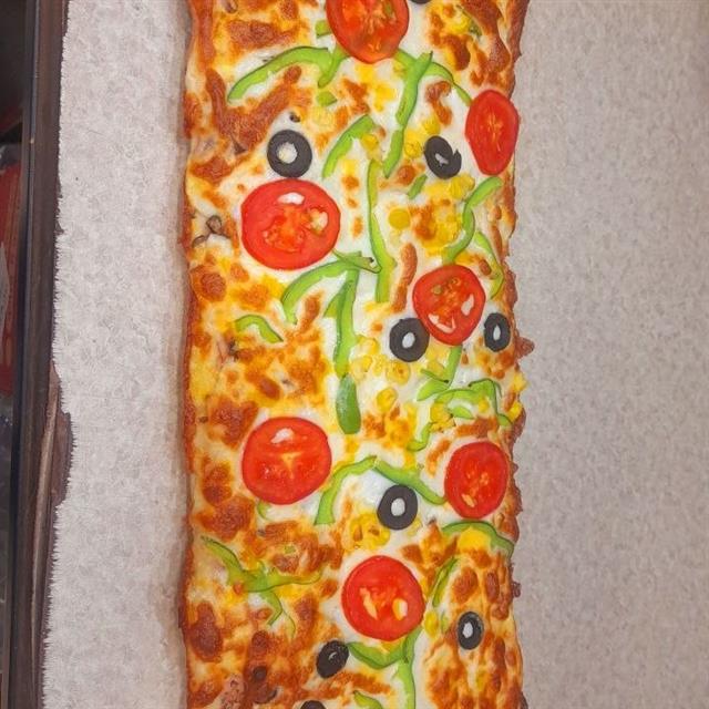 پیتزا نیم متری مخصوص