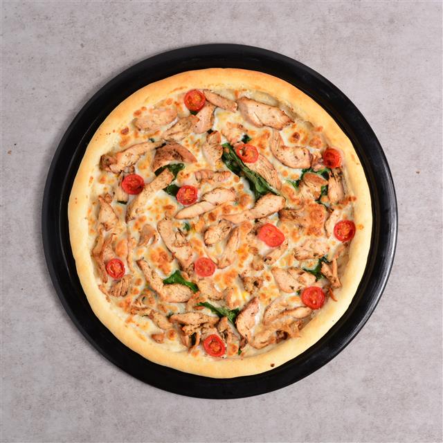 پیتزا اسپیناچو ایتالیایی