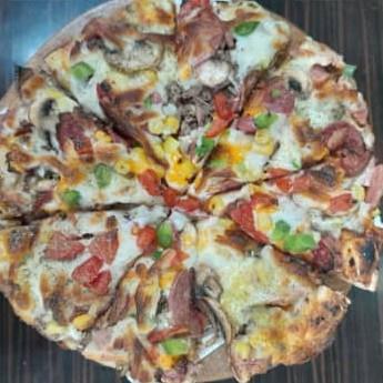 پیتزا ویژه مسترفود سایز(۱۹cm)