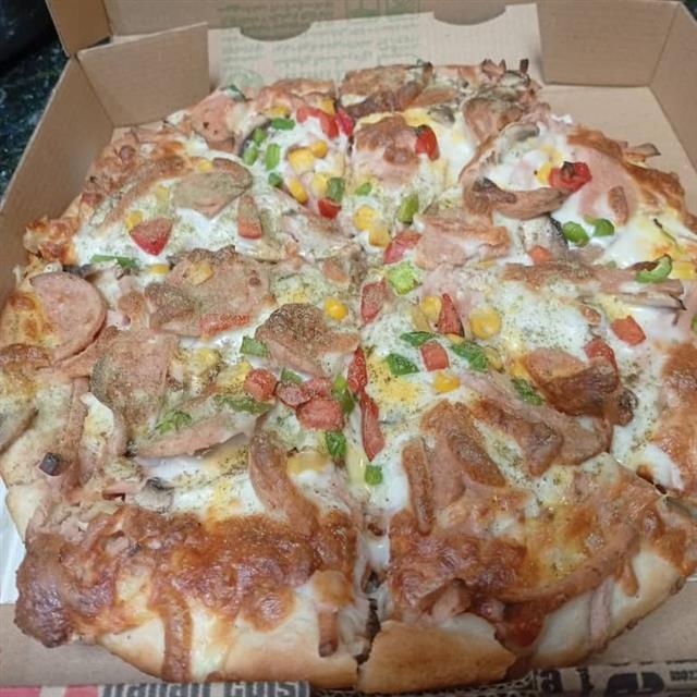 پیتزا کلاسیک سایز(۲۸cm)