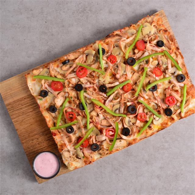 پیتزا ویابلانکا ایتالیایی