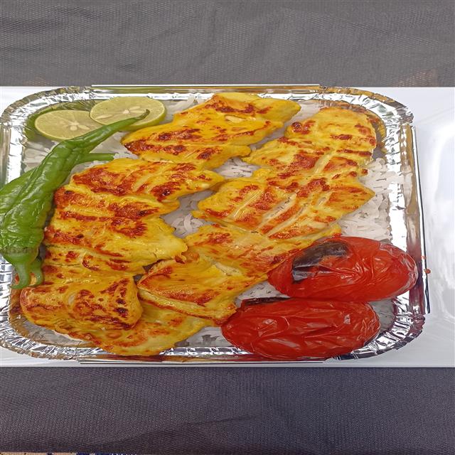 جوجه کباب مخصوص 2 سیخه