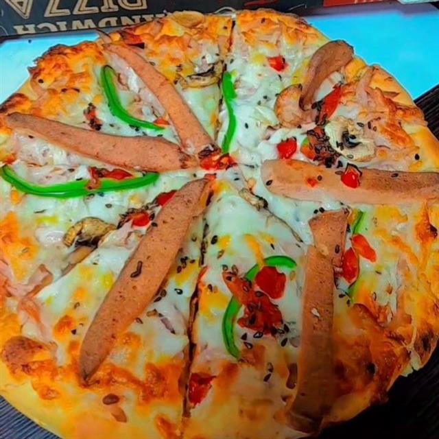 پیتزای ۲نفره ژامبون گوشت