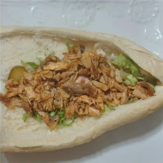 ساندویچ مرغ ساده