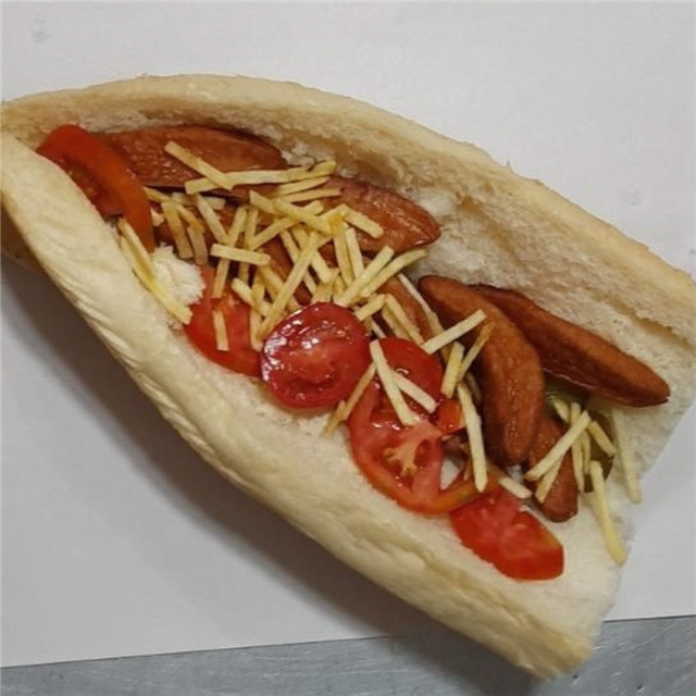 ساندویچ کوکتل با قارچ و پنیر پیتزا