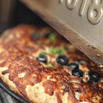 پیتزا یکی بزرگ 4نفره