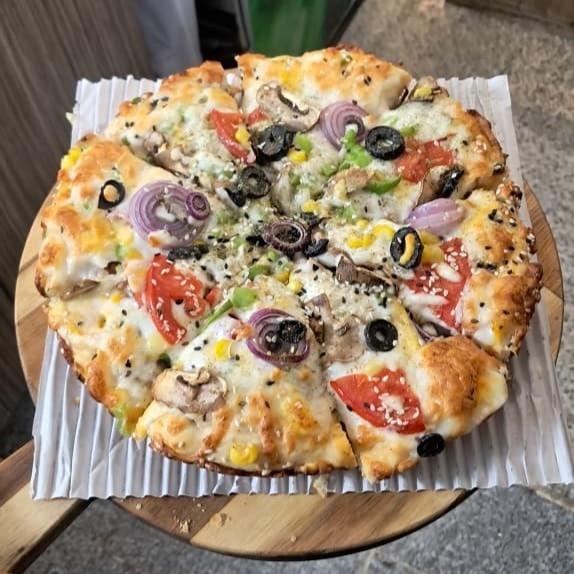 پیتزا سبزیجات خانواده