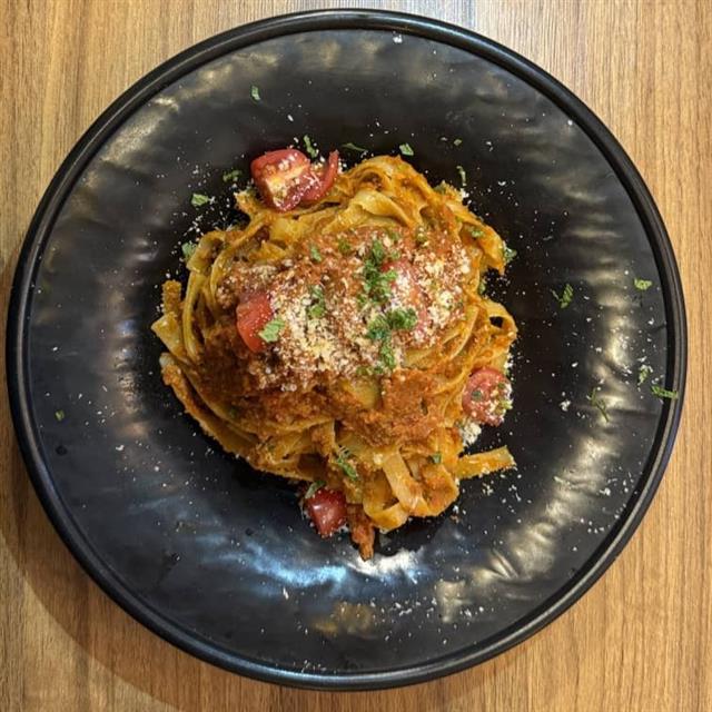 پاستا فتو چینی بلونز