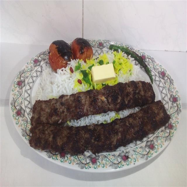 چلو کباب 2 سیخه